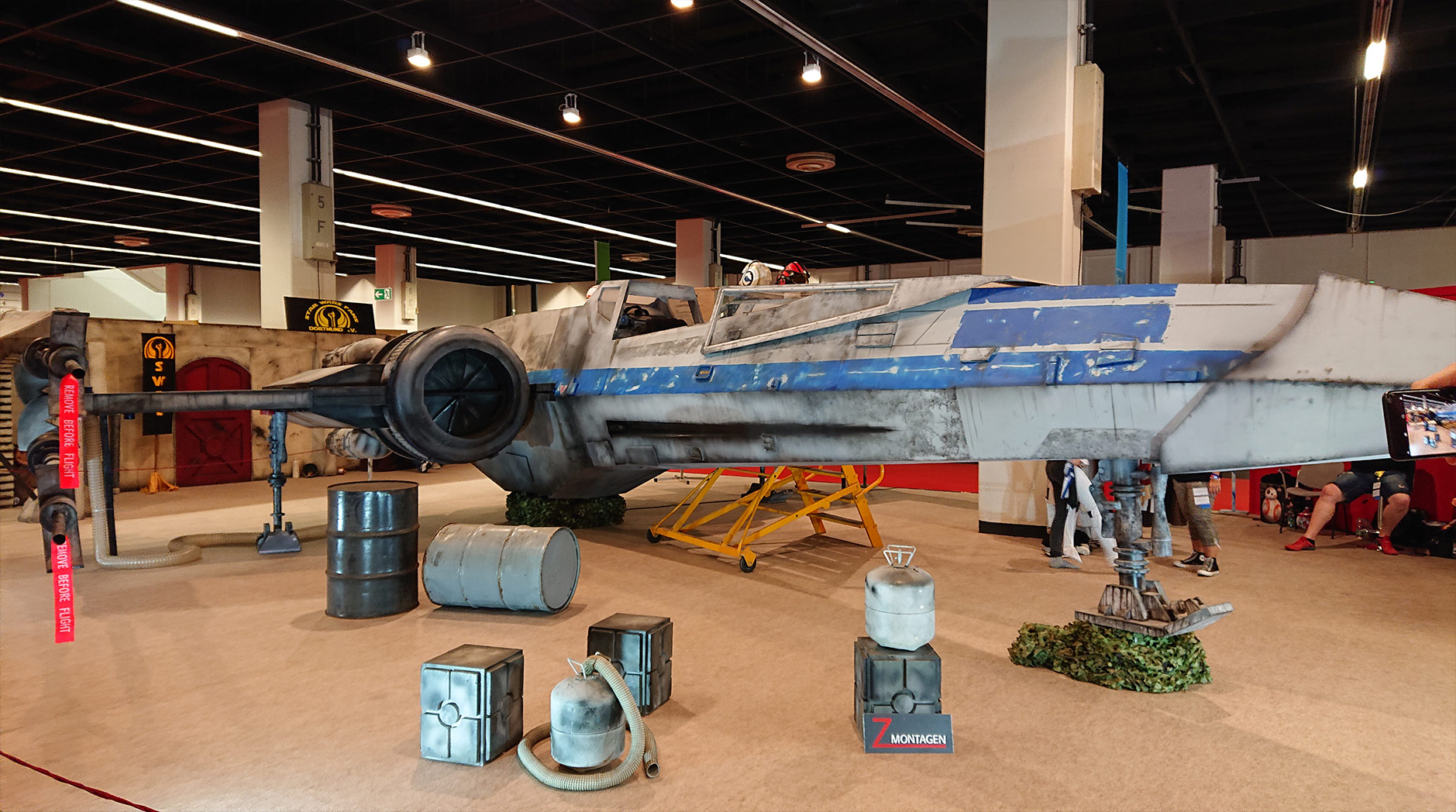 X-Wing