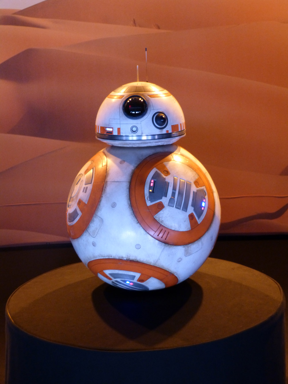 BB-8