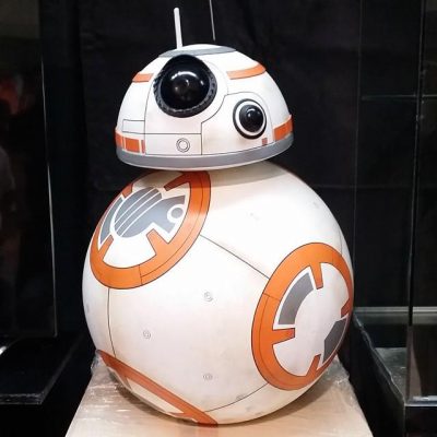 Erster Blick auf den Spielzeug-BB-8
