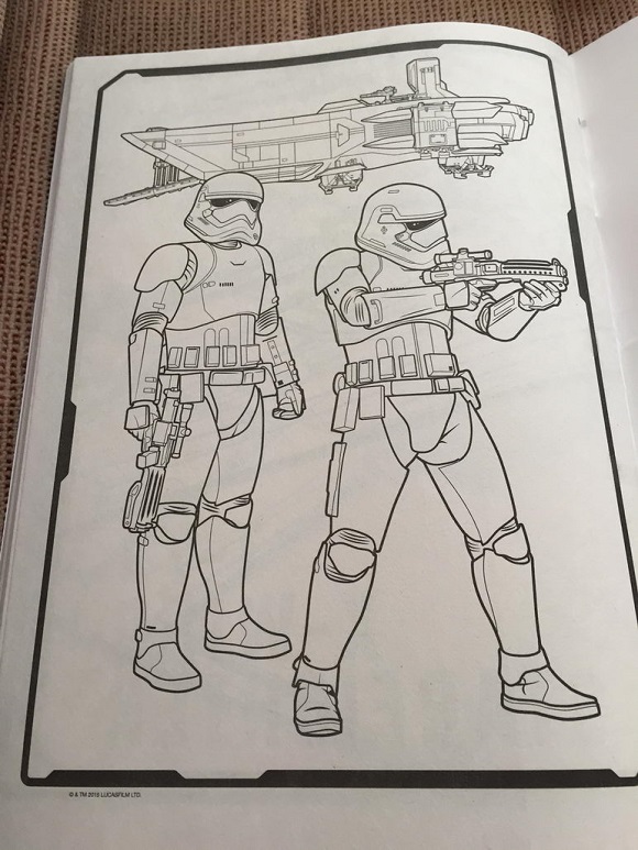 Neue Charaktere in <i></noscript>The Force Awakens</i>.“><br /> <img decoding=