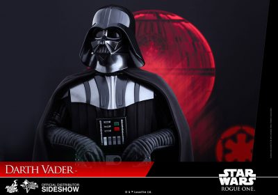 Von Hot Toys: Ein genauerer Blick auf den Rogue One-Vader