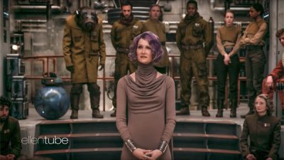 Neues Filmbild mit Vizeadmiral Holdo