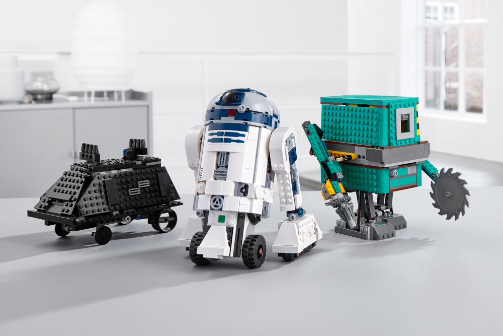 © 2019 The LEGO Group. © & TM Lucasfilm Ltd.