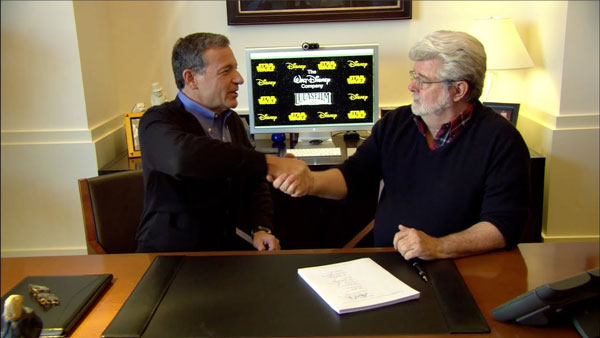 Robert Iger und George Lucas bei der Vertragsunterzeichnung