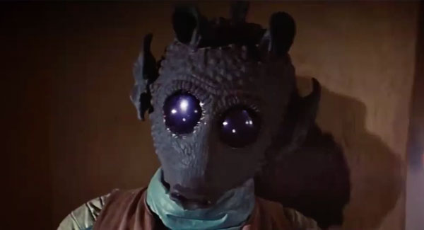 Greedos Nahaufnahme in der 2019er-Version von Star Wars: Eine neue Hoffnung