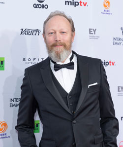 Lars Mikkelsen