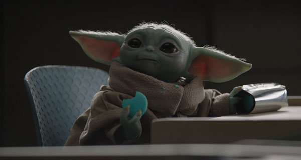 Grogu in <em>The Mandalorian</em>„></div><p>Bislang wissen wir über <em>Grogu and the Dust Bunnies</em> nur, dass es ein Kurzfilm wird. Informationen zum Inhalt gibt es keine. Der Titel <em>Star Wars Zen</em> lässt allerdings darauf schließen, dass es wohl eher eine meditative Erfahrung als ein Action-Abenteuer wird.</p>
<p>So oder so dürfen wir gespannt sein und es dauert ja auch nur noch eine Woche bis wir uns selbst ein Bild machen können.</p>
<input id=