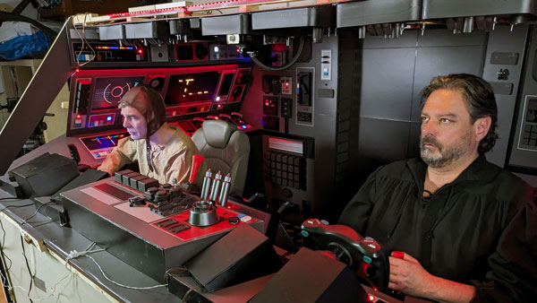 Thomas Grampp und Etienne Rivera im Cockpit der Wilde Karrde
