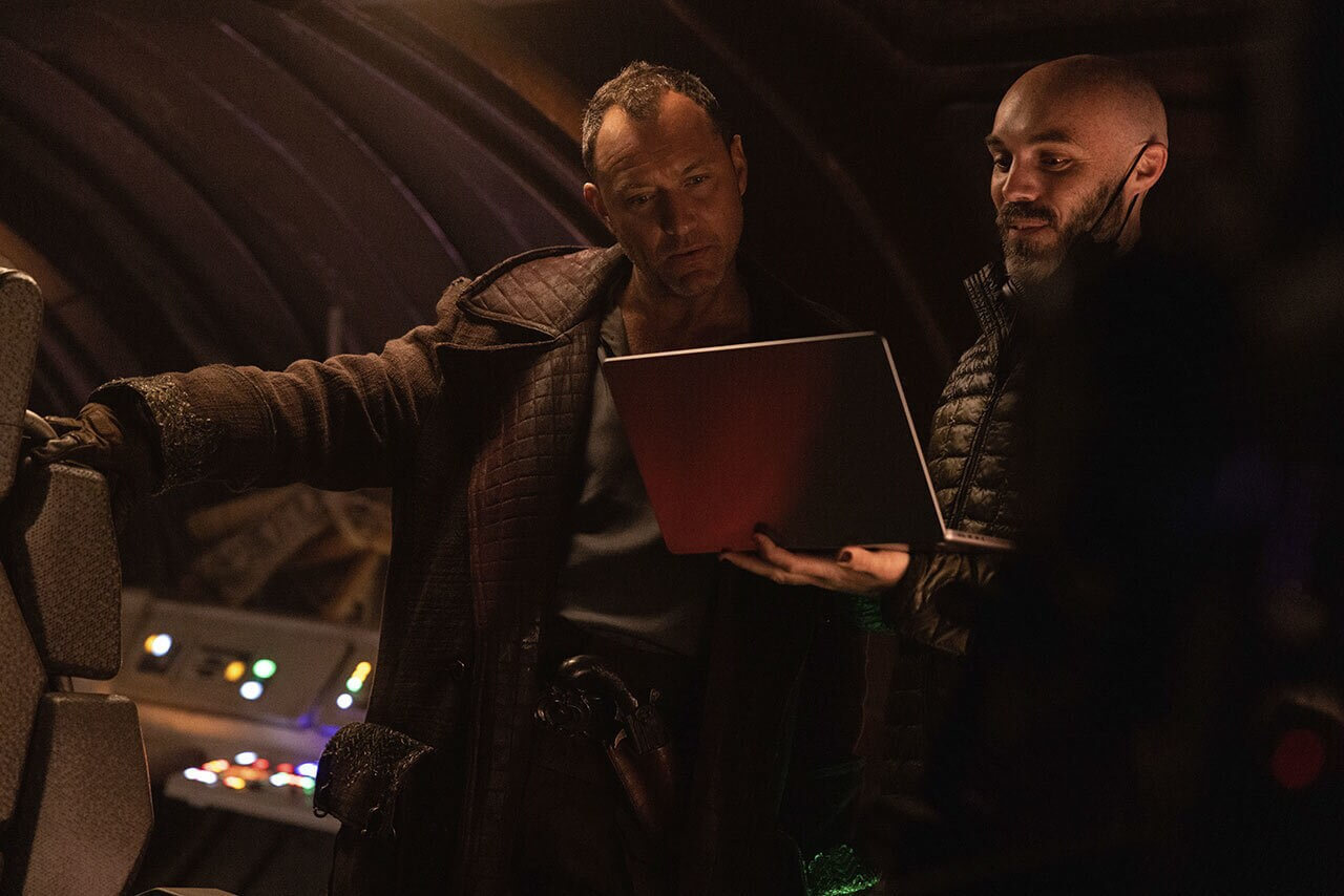 Jude Law in Skeleton Crew