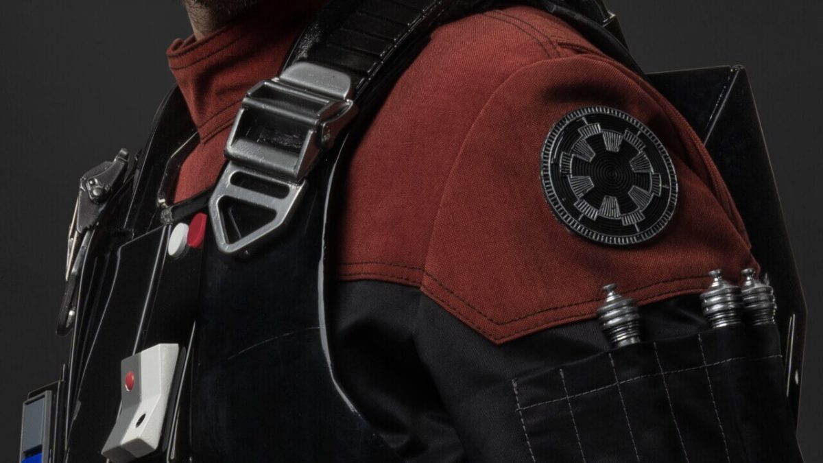 Cassian Andor im TIE-Prototyp-Pilotenanzug