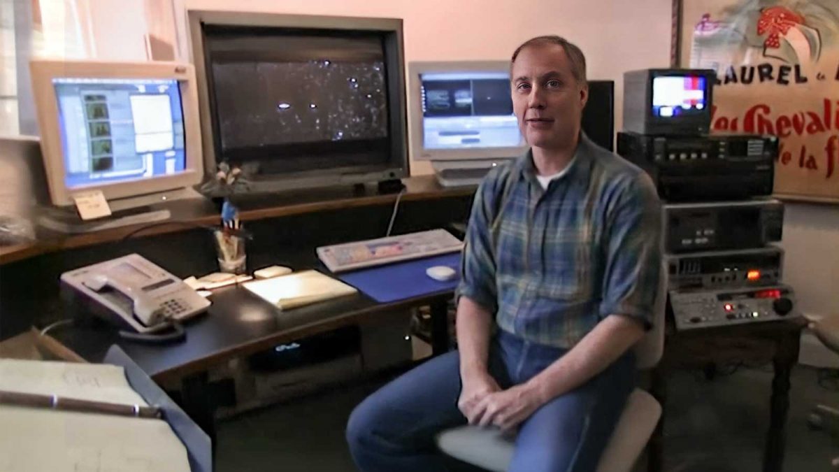 Ben Burtt bei der Arbeit am Schnitt von Star Wars: Episode I